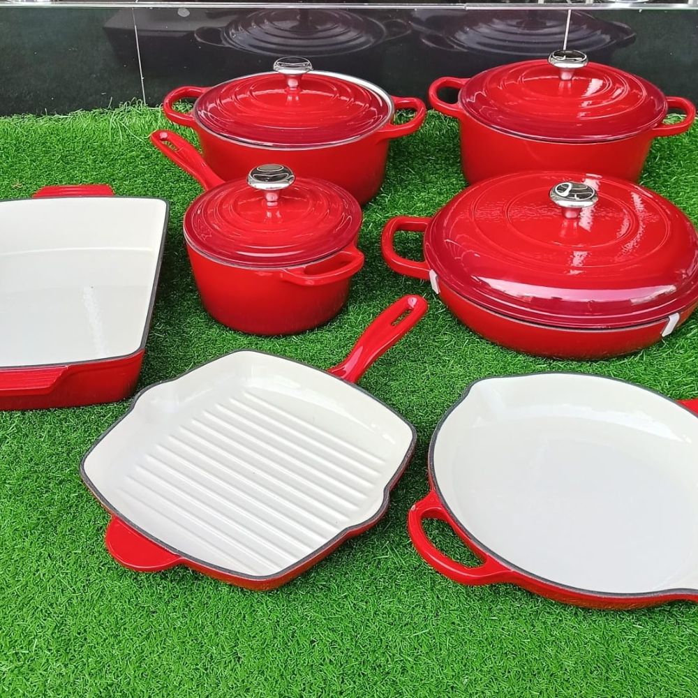 12pc Enamel cooking pot