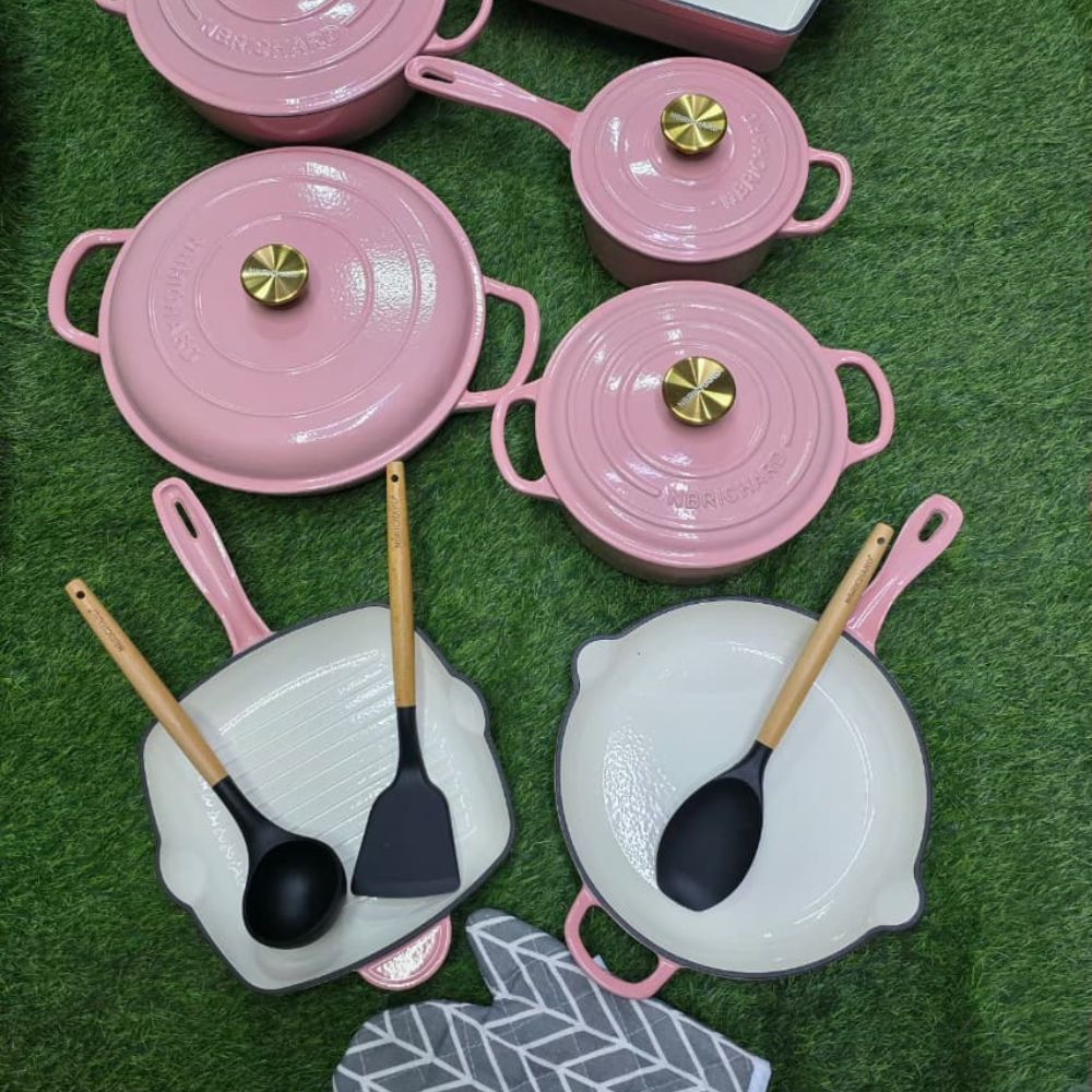 12pc Enamel cooking pot
