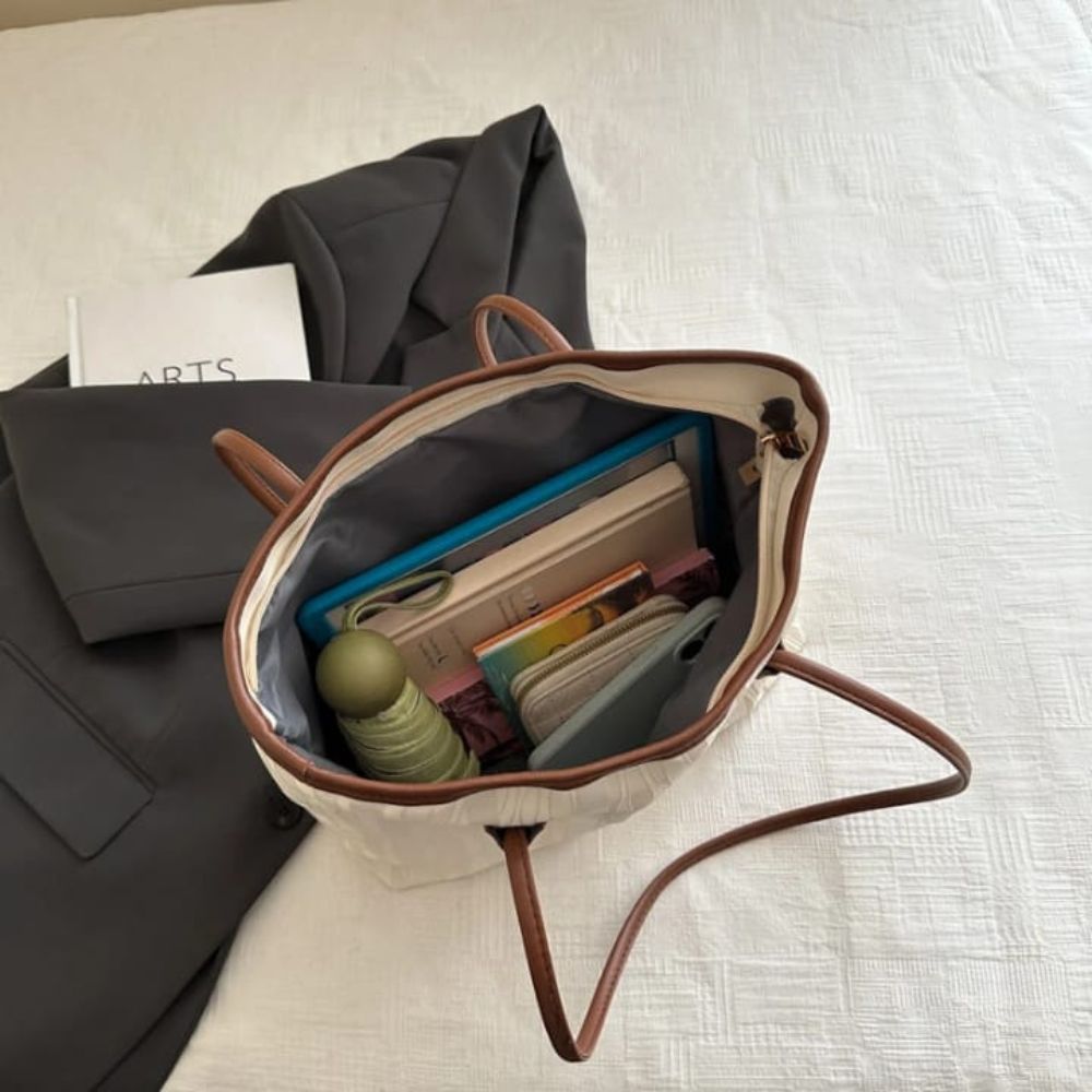 Bucket bag