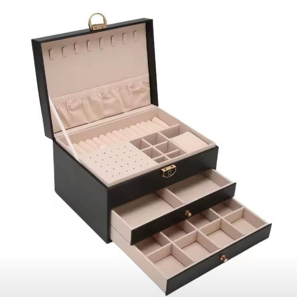 Layered jewelry storage box