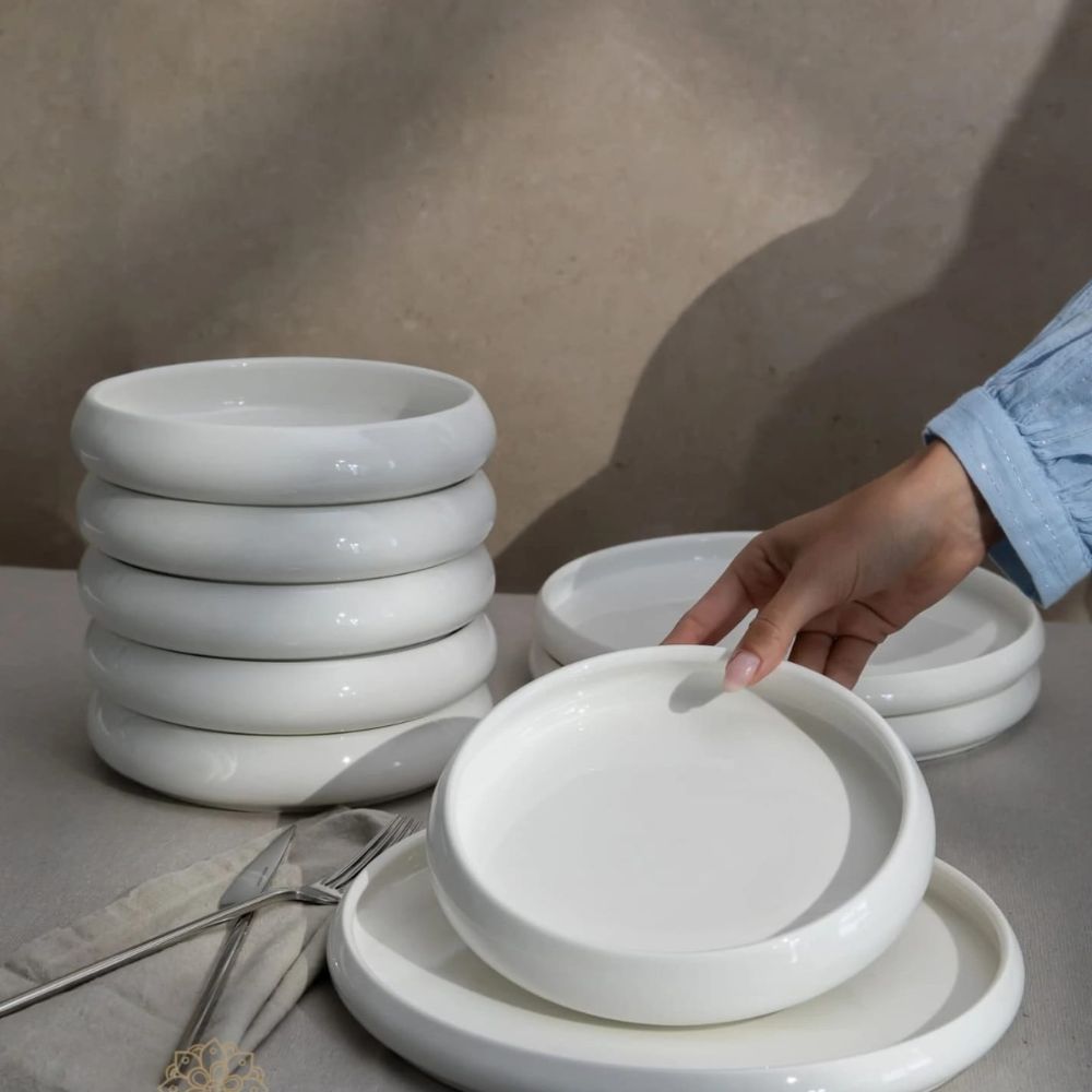 Premium Ceramic Dinner Set.