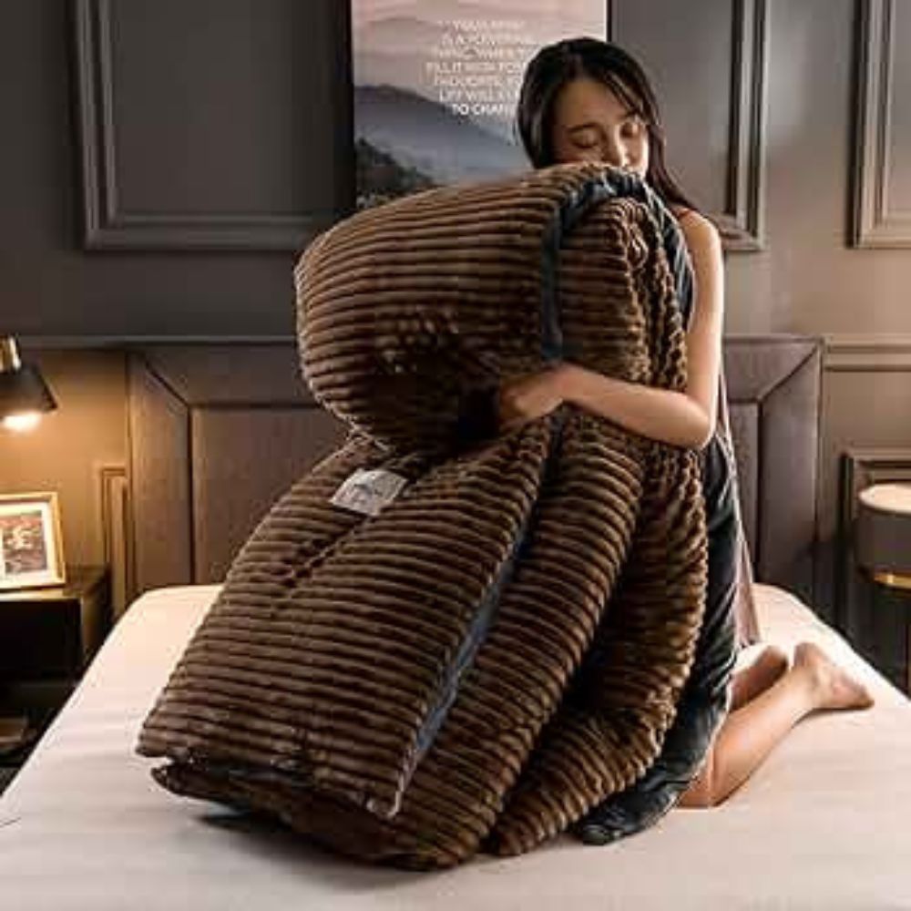 Single Velvet Woolen Duvet